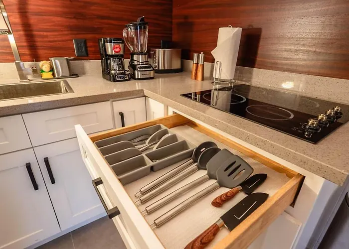 New Listing Luxury In Apartment Cabo San Lucas